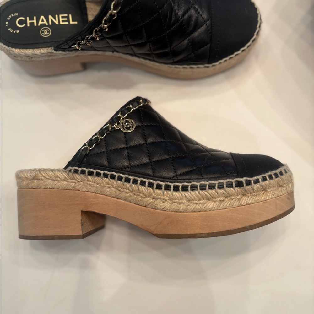 Chanel Black Quilted Mules with Chain Detail - Picture 1 of 10
